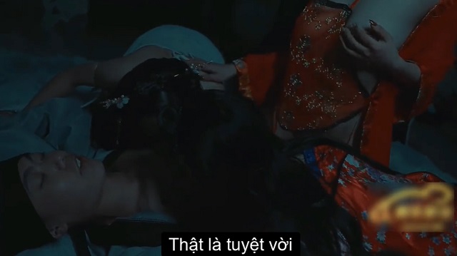 Thanh niên thư sinh bị gái địt