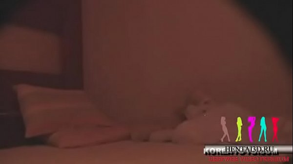 Cơ thể em đã biểu hiện sự dâm đãng của mình