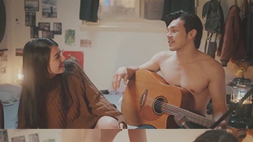 Anh Nhạc Sĩ địt Tung Lồn Em Gái Vừa Chia Tay – Sex Vietsub Nóng Bỏng